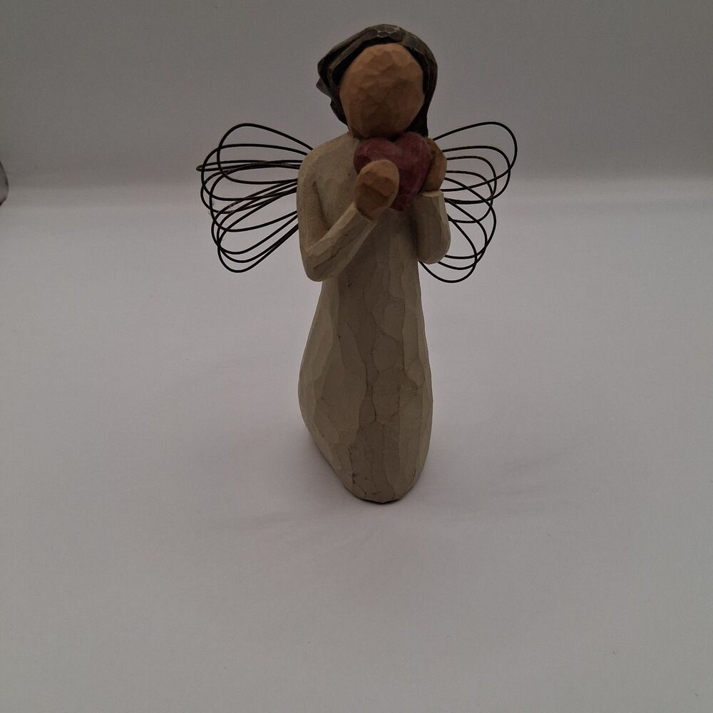 Willow Tree Angel of the Heart 8” Figurine Holding Red Heart Vintage Retired